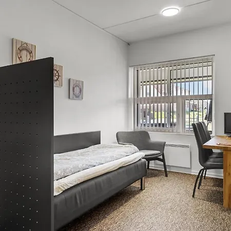 Apartment Bad, Lejl, 8 *